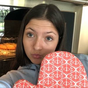 Meet your Posher, Lucia